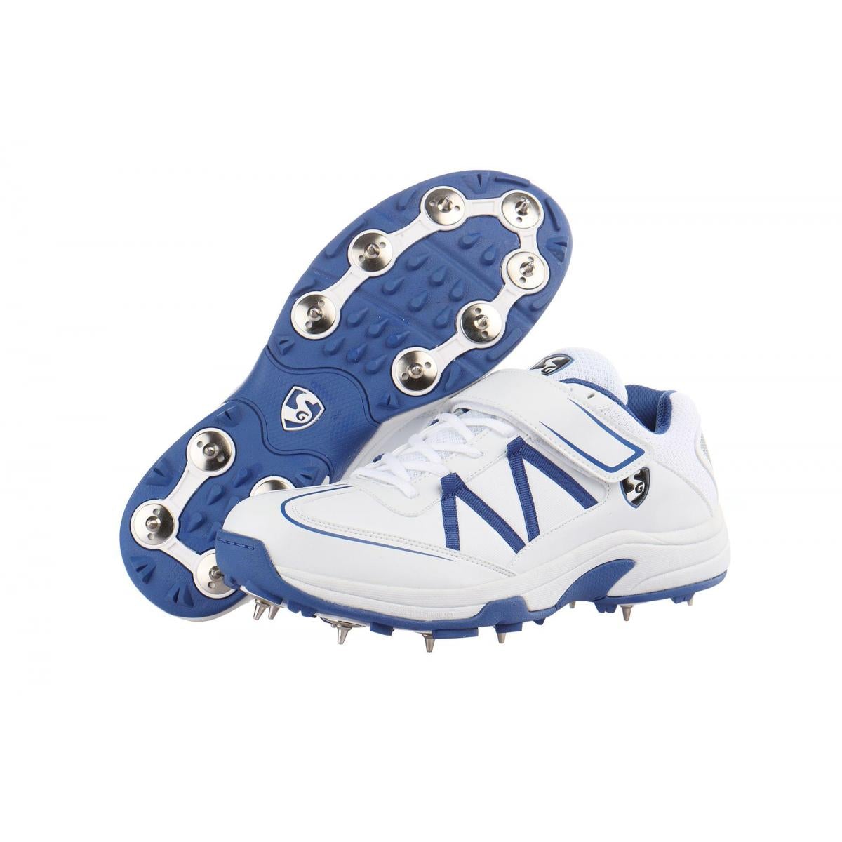 Cricket Shoes for New Zealand: Spikes or Rubber Studs?