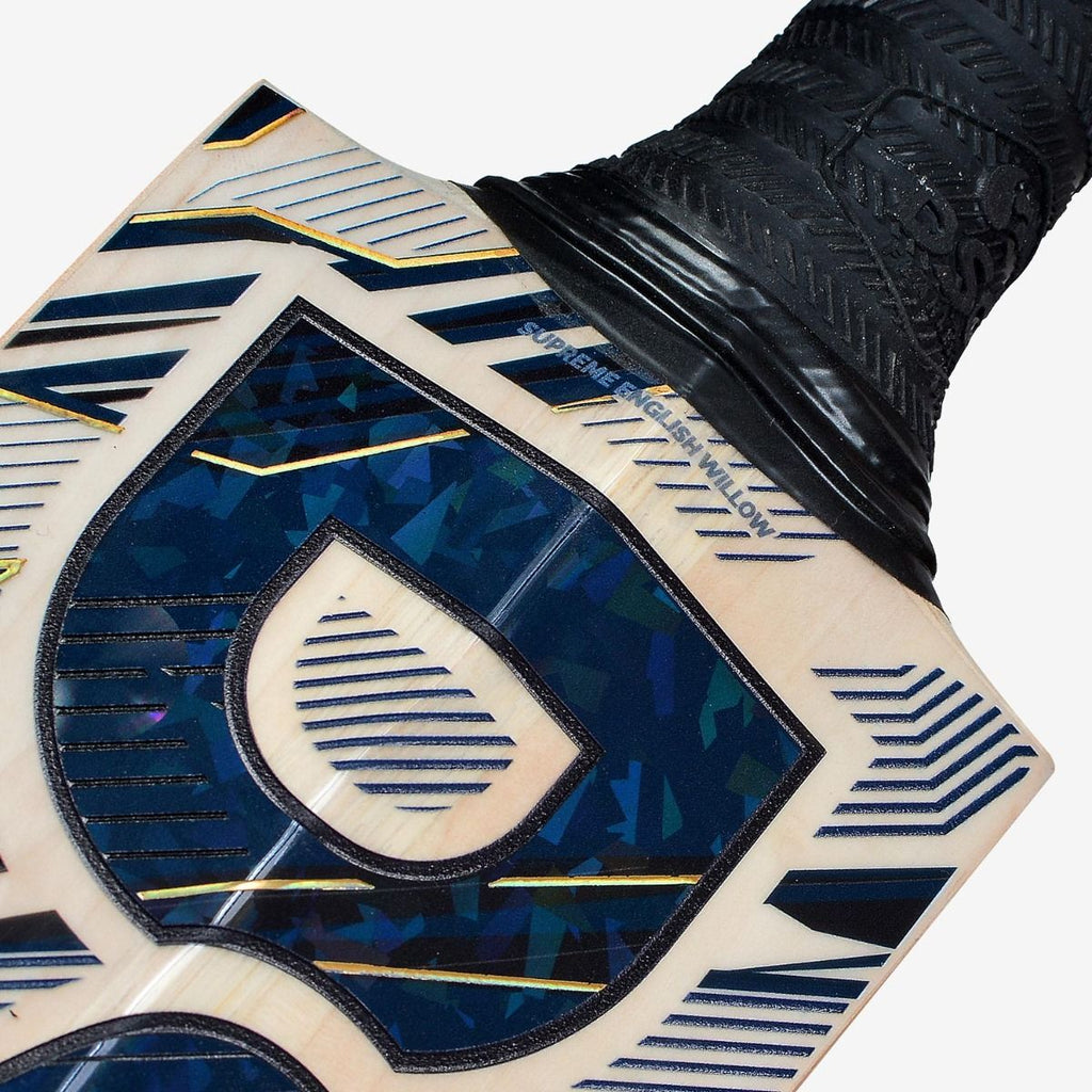 DSC Blak Maverick English willow cricket bat, blade detail view