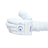 Gortonshire Pro Cricket Batting Gloves view 1
